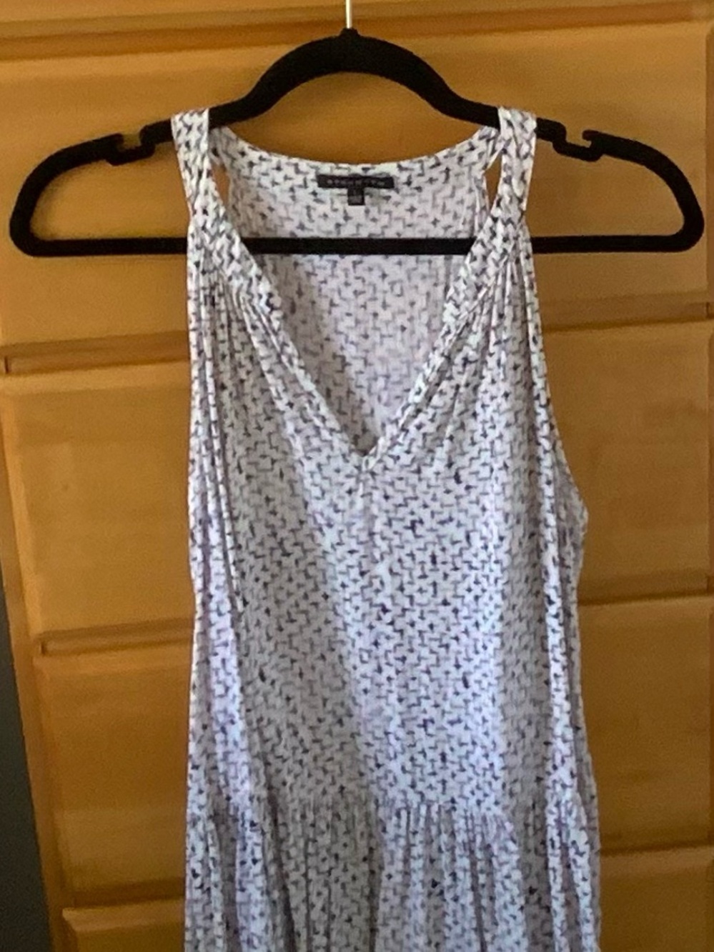 Staccato White Printed V-Neck Sleeveless Tank